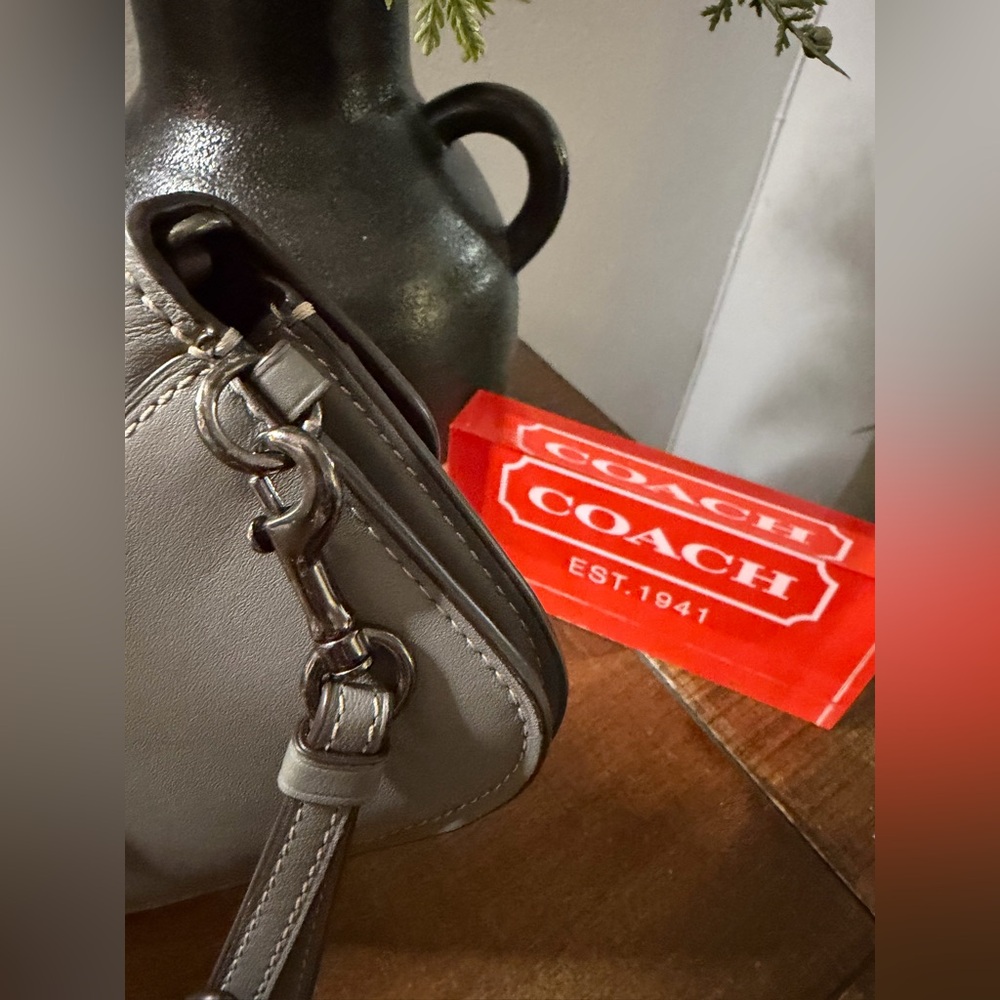 Coach 1941 Convertible Clutch - Picture 6 of 16